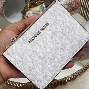 🔥Last one Michael Kors Card Holder Bright white, gray and silver hardware